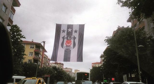 FOTO GALERİ | Beşiktaş bayrakları Türkiye'yi süslüyor - Görsel 63