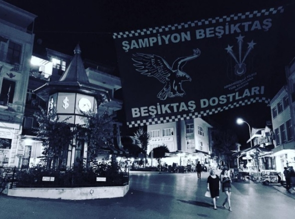 FOTO GALERİ | Beşiktaş bayrakları Türkiye'yi süslüyor - Görsel 77