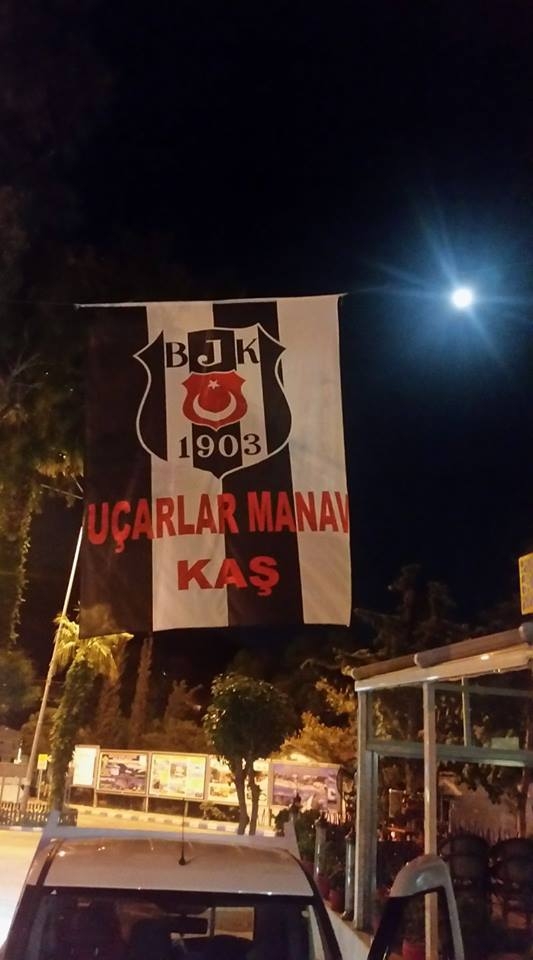 FOTO GALERİ | Beşiktaş bayrakları Türkiye'yi süslüyor - Görsel 82