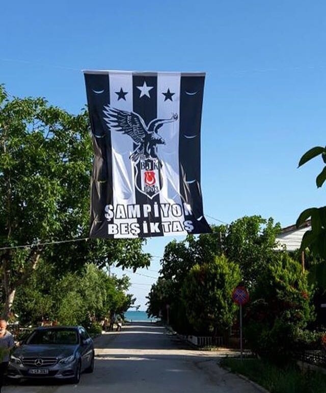 FOTO GALERİ | Beşiktaş bayrakları Türkiye'yi süslüyor - Görsel 87