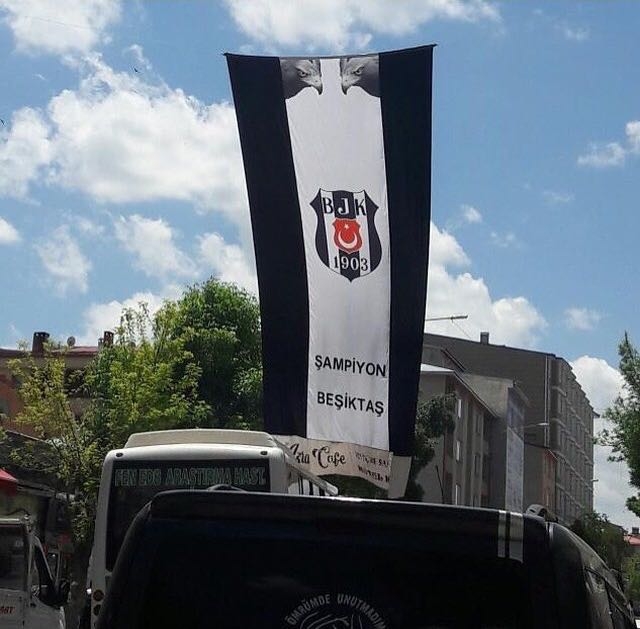 FOTO GALERİ | Beşiktaş bayrakları Türkiye'yi süslüyor - Görsel 90