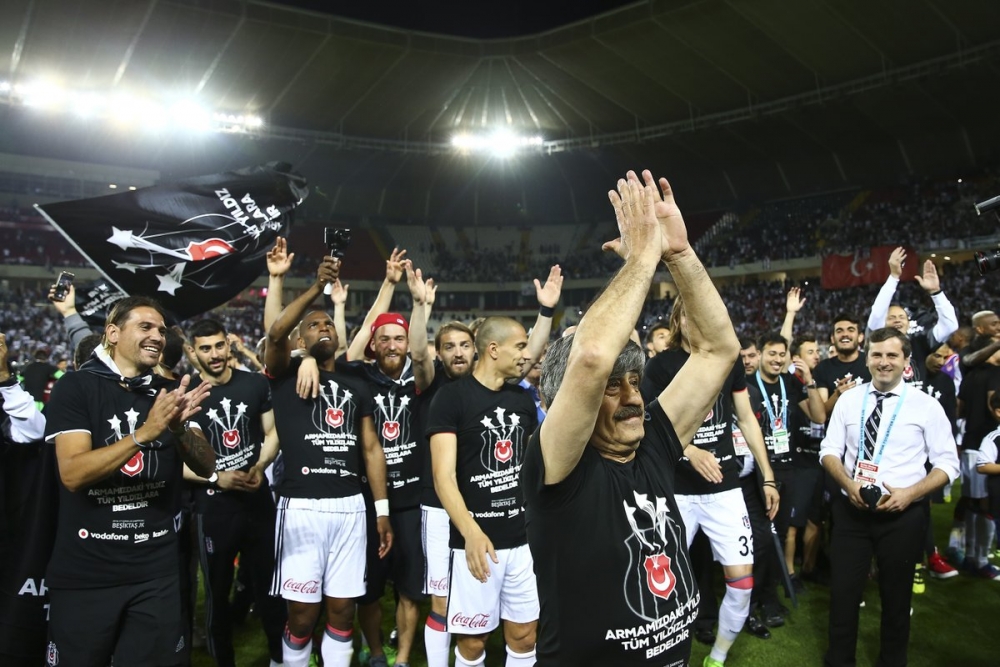 Süreyya Soner yerlerde... - Görsel 1