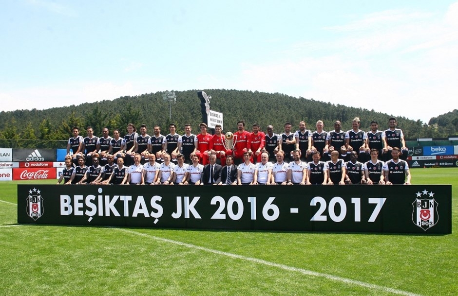 Şampiyon'dan zafer posteri! - Görsel 5