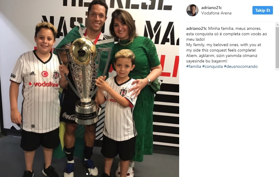 Şampiyon futbolcuların paylaşımları! - Görsel 16