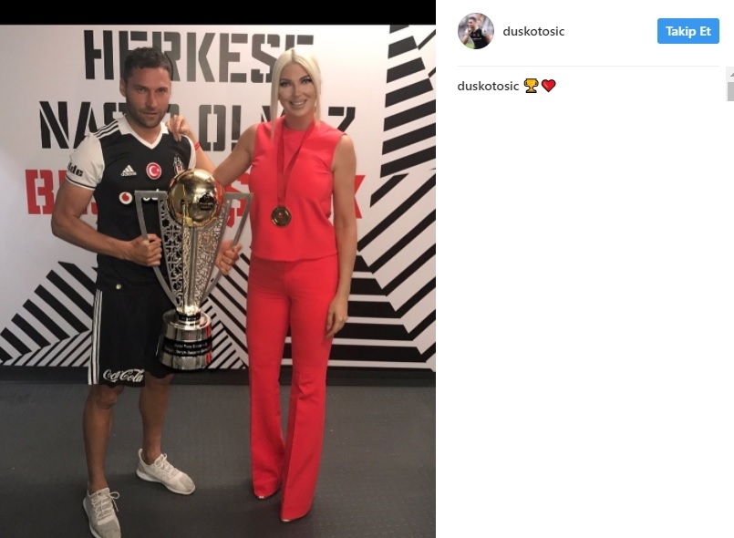 Şampiyon futbolcuların paylaşımları! - Görsel 21