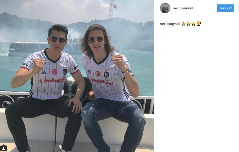 Şampiyon futbolcuların paylaşımları! - Görsel 26