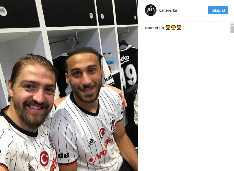 Şampiyon futbolcuların paylaşımları! - Görsel 8