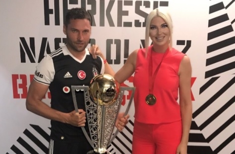 Beşiktaşlı oyuncuların kupa koleksiyonu! - Görsel 11