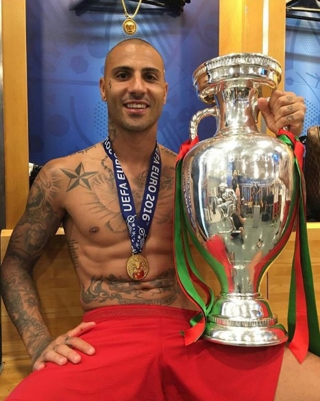 Beşiktaşlı oyuncuların kupa koleksiyonu! - Görsel 20