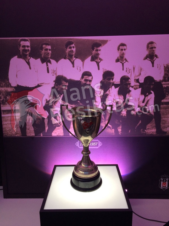 Baloya girişte sürpriz! - Görsel 1