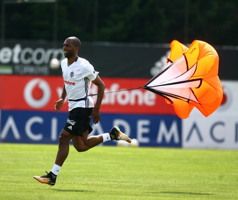 Beşiktaş paraşüt taktı! - Görsel 10