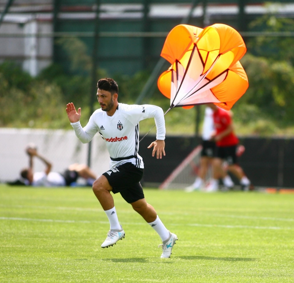 Beşiktaş paraşüt taktı! - Görsel 7