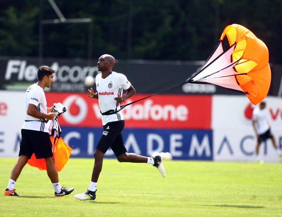 Beşiktaş paraşüt taktı! - Görsel 9