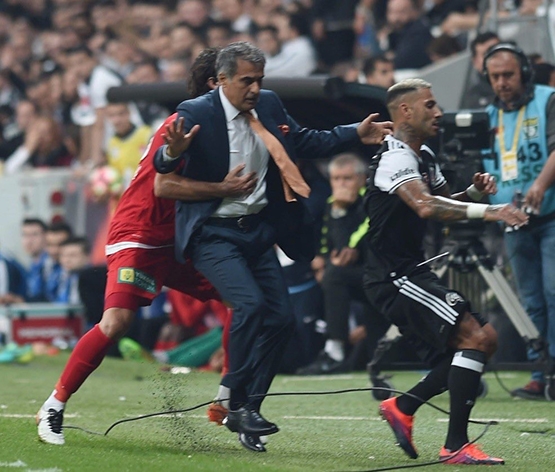 Şenol Güneş'in zor anları - Görsel 2