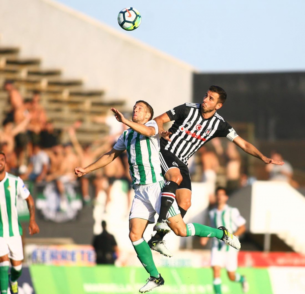 Beşiktaş-Real Betis maçından kareler - Görsel 11