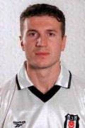 Hem Beşiktaş, hem de Trabzonspor forması giyen 14 yıldız isim - Görsel 12