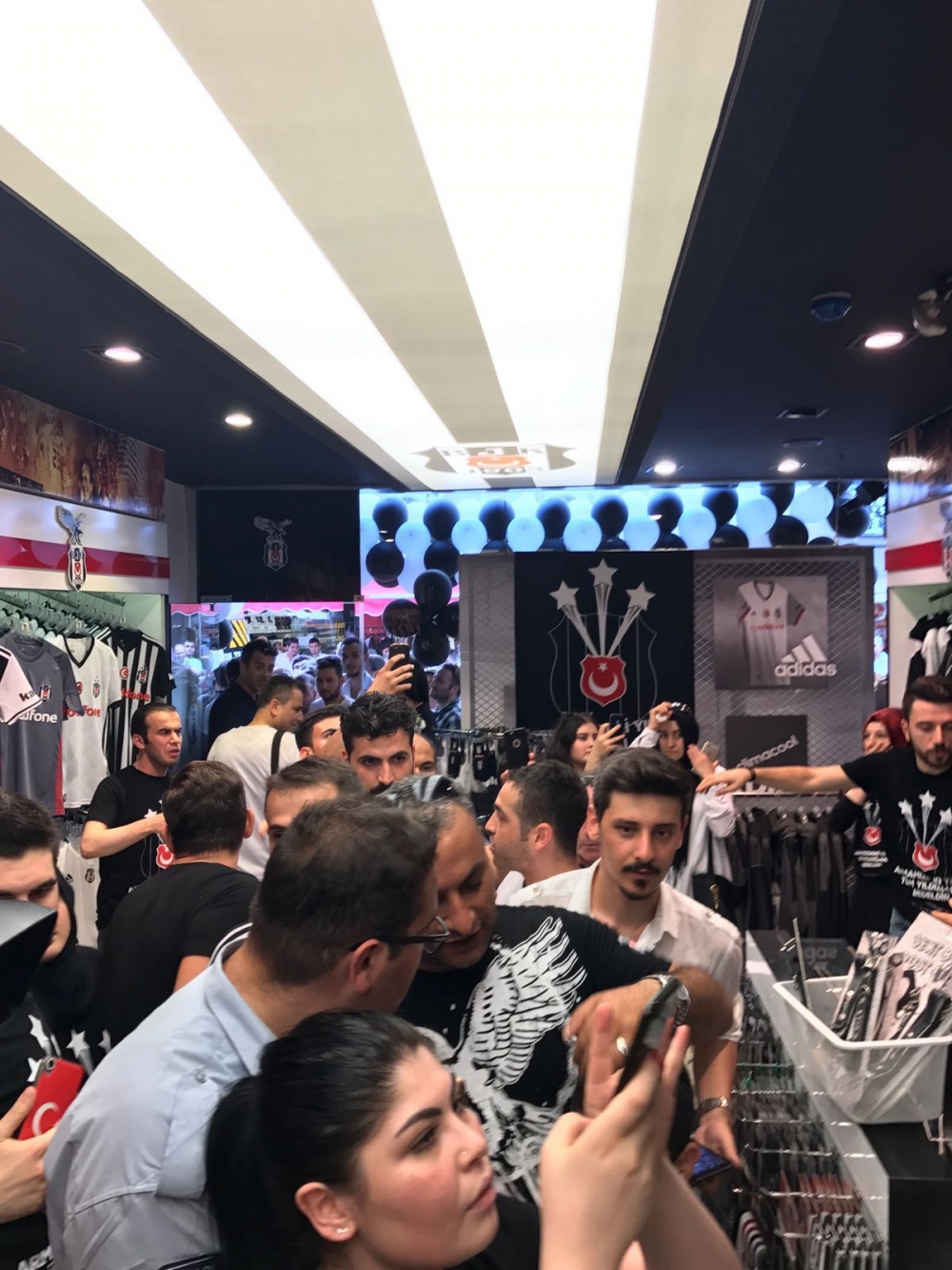 Fikret Orman, Samsun Kartal Yuvası'nda - Görsel 2