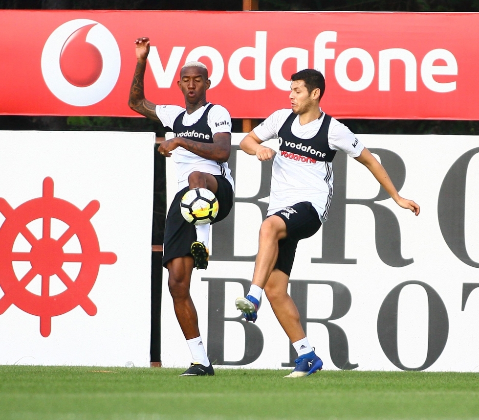 İşte Beşiktaş'ın akşam idmanından kareler! - Görsel 10