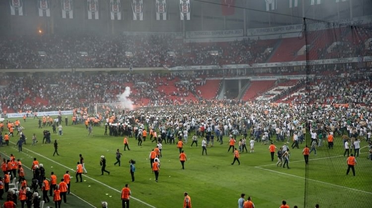 Gözlemci raporuna göre sahaya giren Beşiktaşlı yok! - Görsel 6
