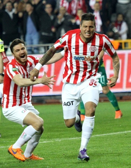 İşte Antalyaspor'un muhtemel 11'i! - Görsel 3