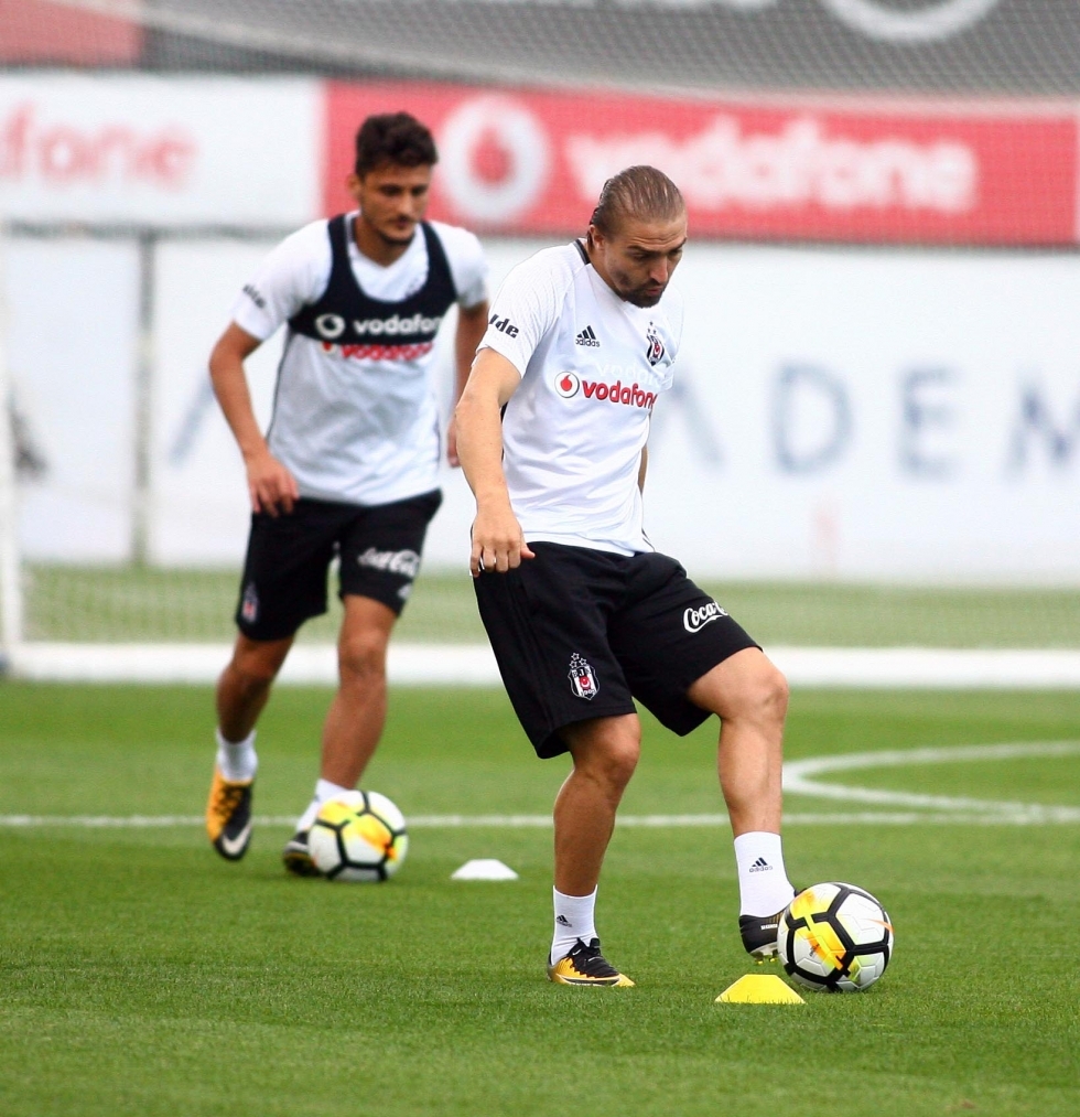 İşte Beşiktaş'ın bugünkü idmanından kareler! - Görsel 7