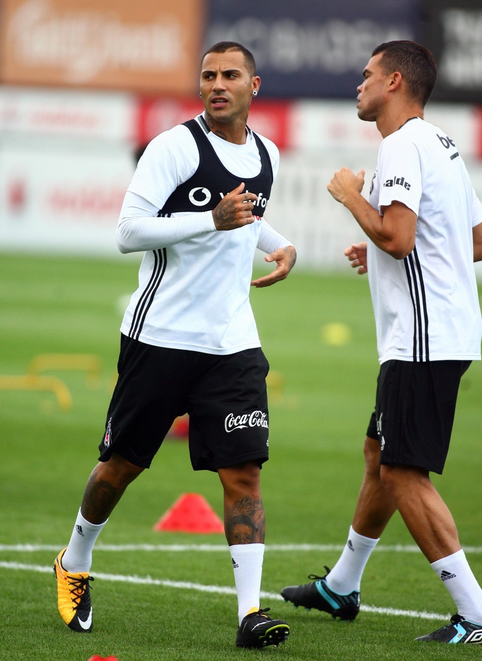 İşte Beşiktaş'ın bugünkü idmanından kareler! - Görsel 9