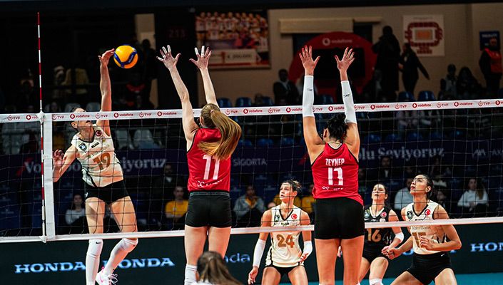 Beşiktaş: 1 – Vakıfbank: 3 (Maç Sonucu)