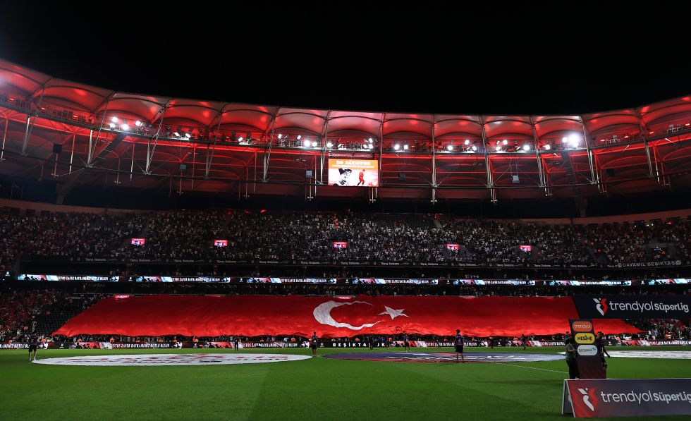 Beşiktaş Çorum FK maçında 6-2'lik galibiyetin temsili