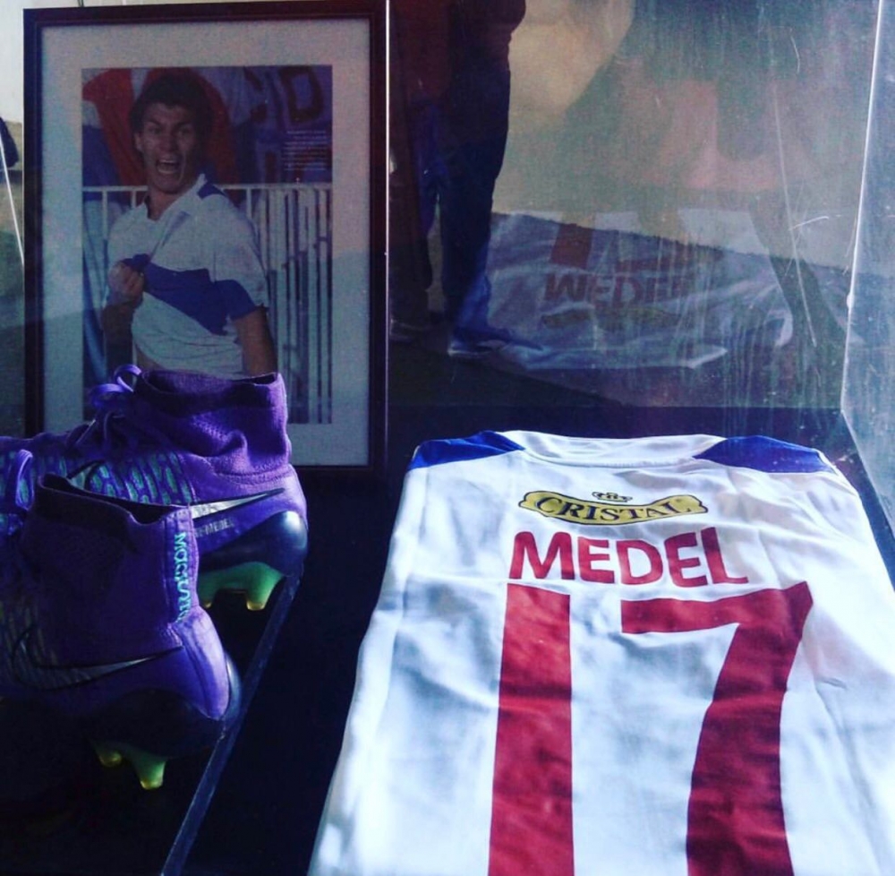 Medel'in, Şili'de bir kahraman olduğunu gösteren 83 kare! - Görsel 15