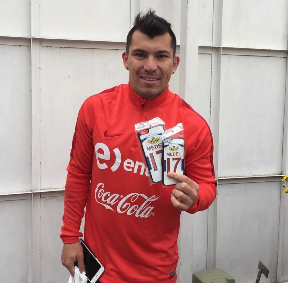 Medel'in, Şili'de bir kahraman olduğunu gösteren 83 kare! - Görsel 3