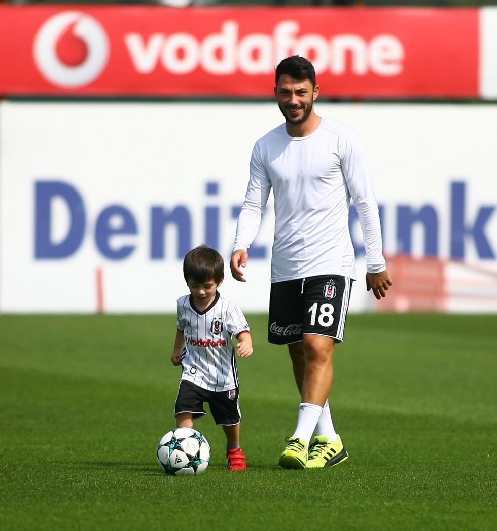 İşte Beşiktaş'ın bugünkü idmanından kareler! - Görsel 11