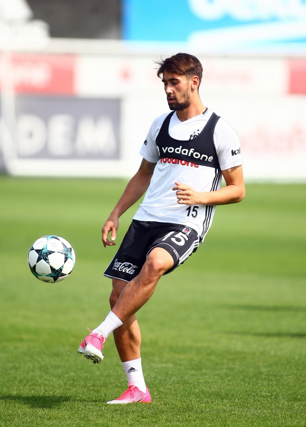 İşte Beşiktaş'ın bugünkü idmanından kareler! - Görsel 20