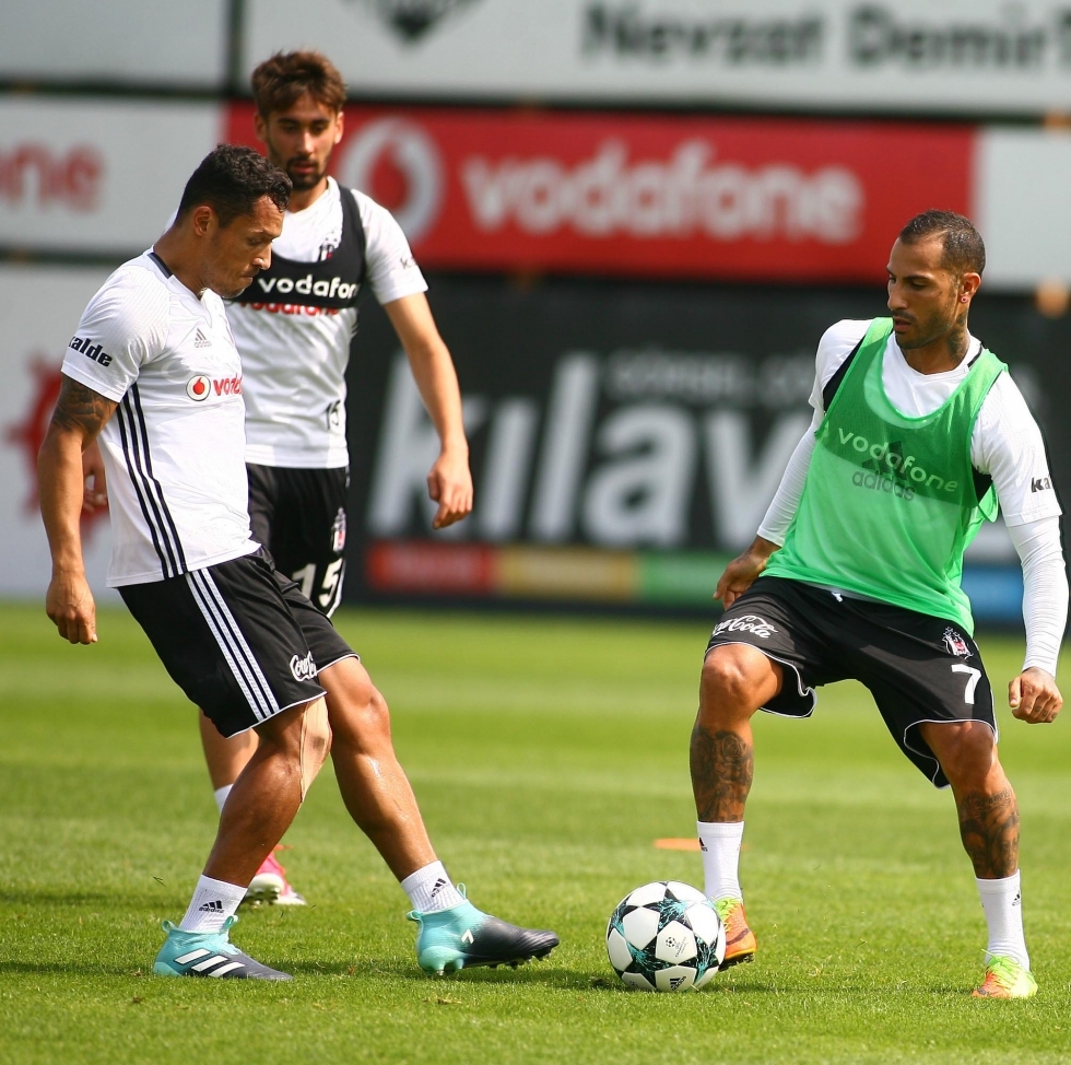 İşte Beşiktaş'ın bugünkü idmanından kareler! - Görsel 8