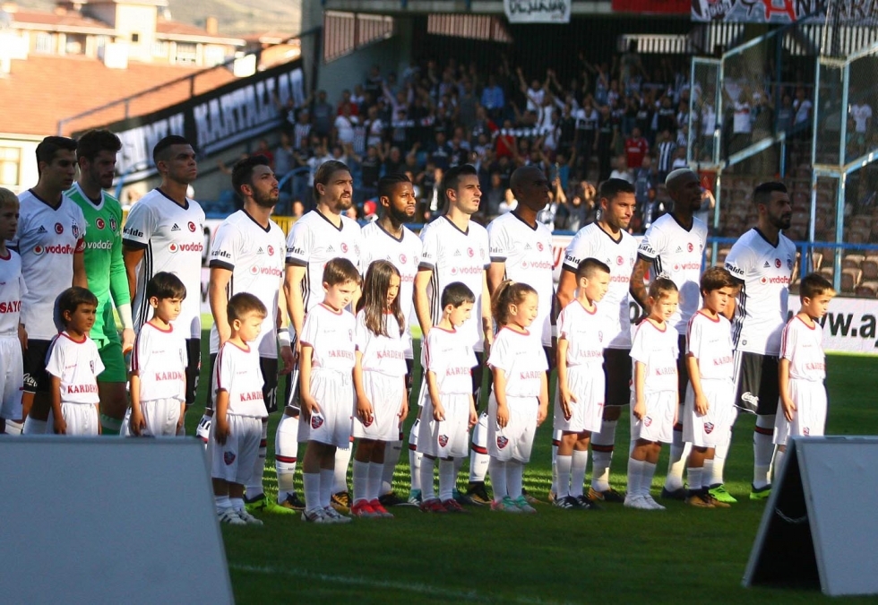 Karabükspor-Beşiktaş maçı için yazılan 14 köşe yazısı! - Görsel 10