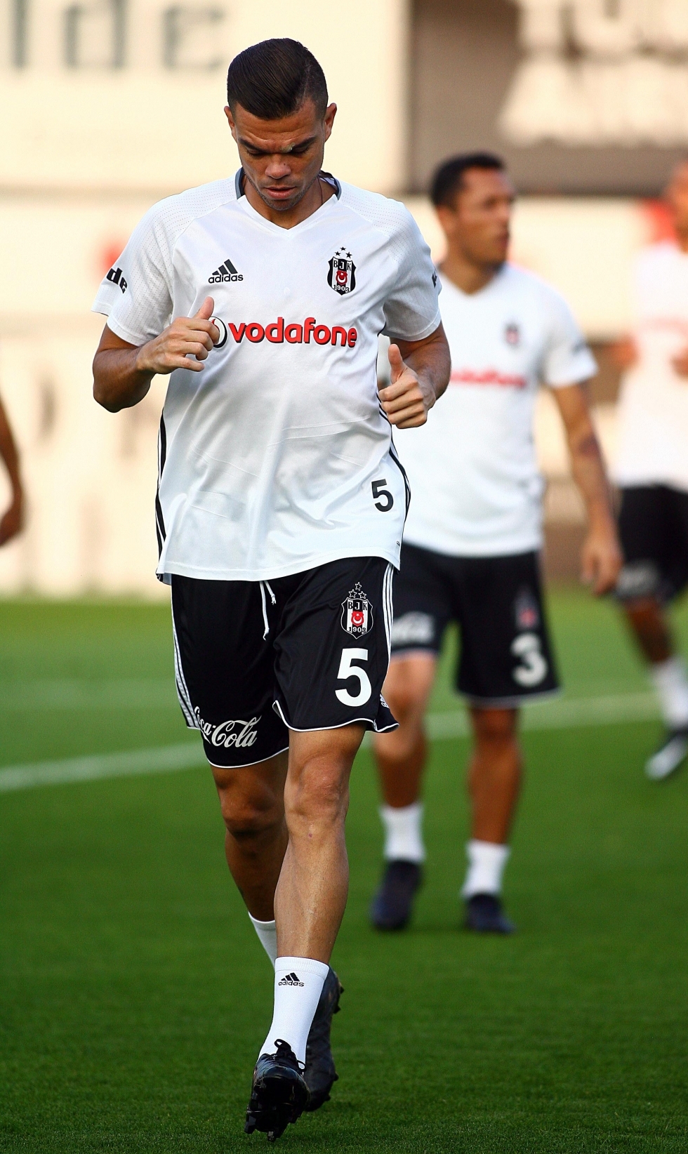 İşte Beşiktaş'ın bugünkü idmanından kareler! - Görsel 18
