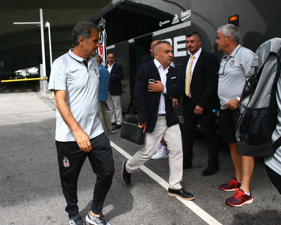 Beşiktaş, Porto'ya ulaştı! İşte kareler... - Görsel 15