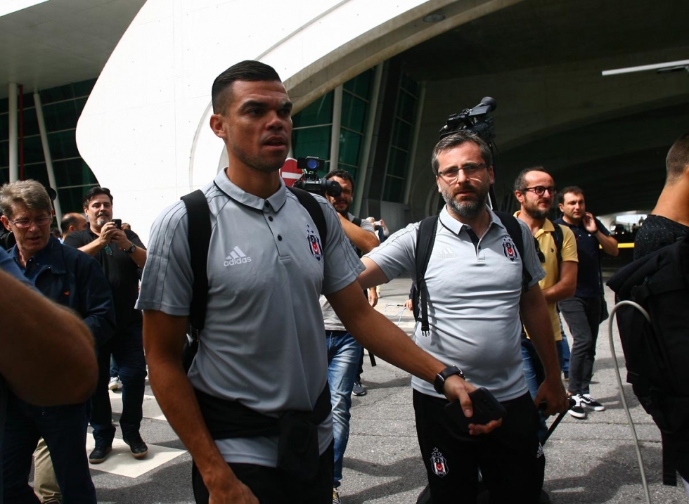 Beşiktaş, Porto'ya ulaştı! İşte kareler... - Görsel 6