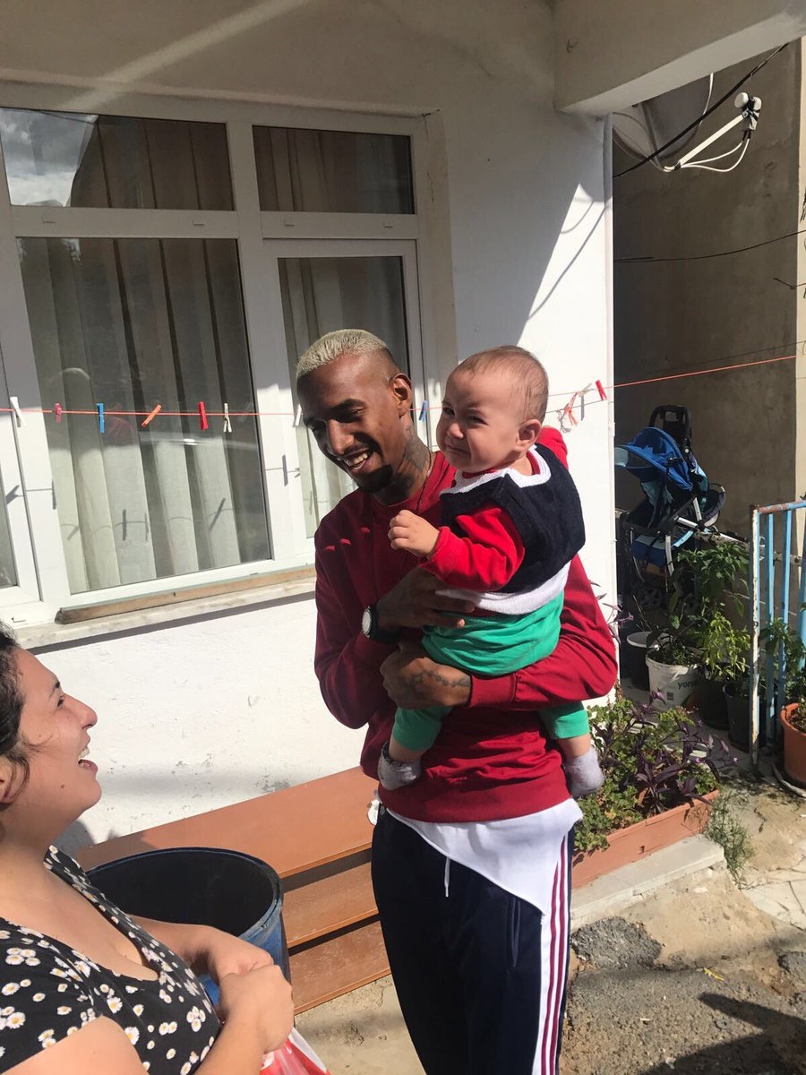 Talisca, minik Talisca ile bir arada! - Görsel 13