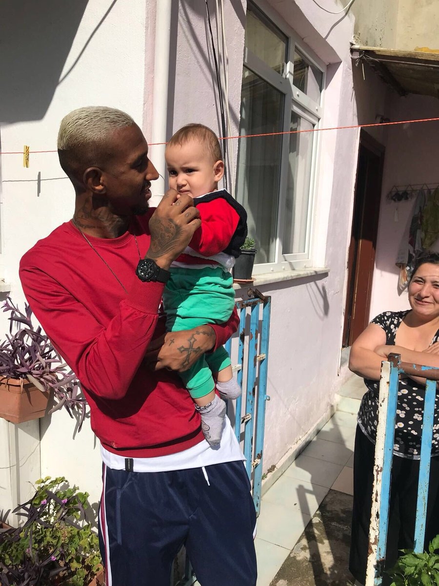 Talisca, minik Talisca ile bir arada! - Görsel 8