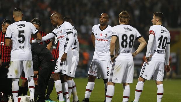 Beşiktaş'ta düşüşün 8 nedeni! - Görsel 1