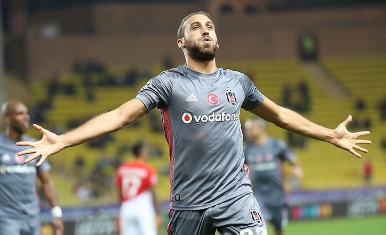 Beşiktaş, Avrupa basınında manşetleri süslüyor - Görsel 1
