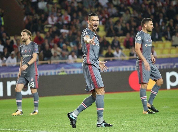 Beşiktaş, Avrupa basınında manşetleri süslüyor - Görsel 2