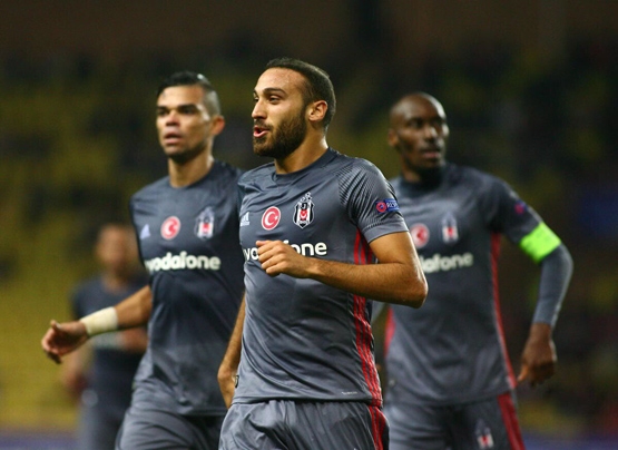 Beşiktaş'ın Devler Ligi'ndeki rakipleri bu hafta ne yaptı? - Görsel 1