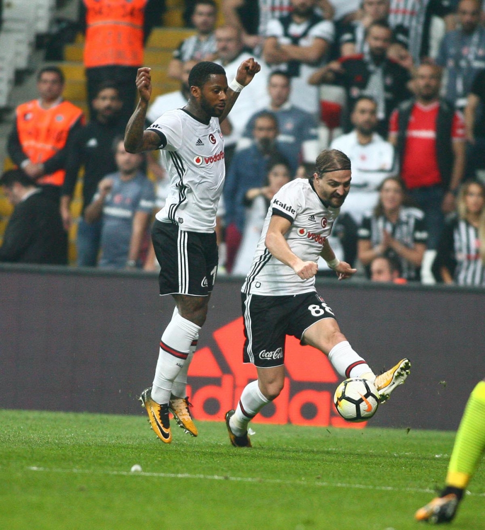 İşte Beşiktaş-Başakşehir maçından kareler! - Görsel 7