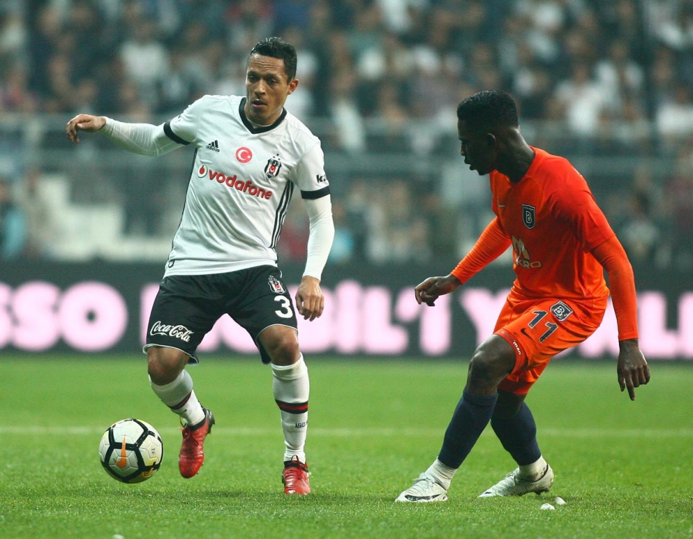 İşte Beşiktaş-Başakşehir maçından kareler! - Görsel 9