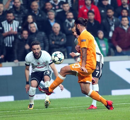 Beşiktaşlı futbolcular 2. turda hangi takımın gelmesini istiyor? - Görsel 63
