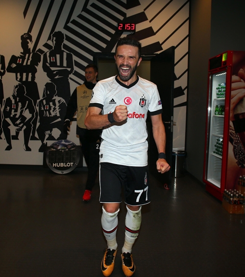 Beşiktaşlı futbolcular 2. turda hangi takımın gelmesini istiyor? - Görsel 76
