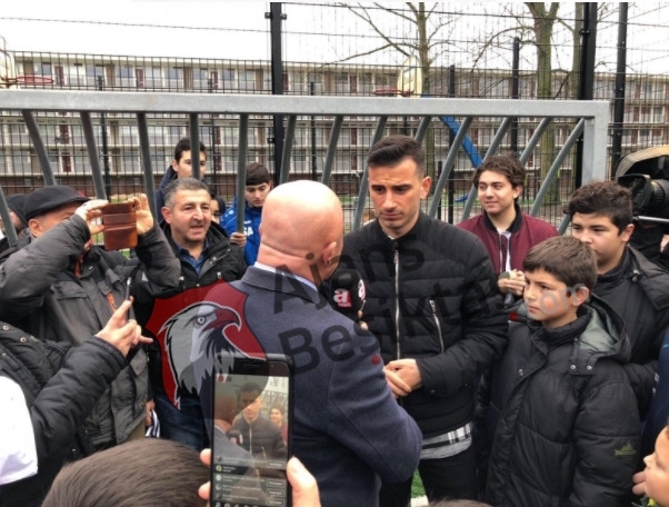 Oğuzhan Özyakup isminin ölümsüzleştiği sahadan çok özel kareler - Görsel 4