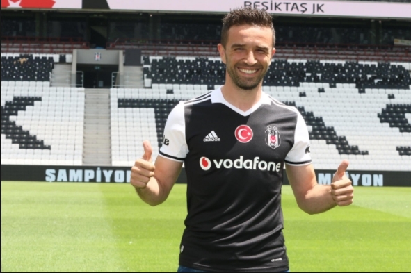Fikret Orman döneminde Beşiktaş'a bedavaya gelen yıldızlar - Görsel 2