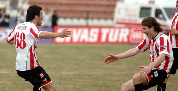 Premier Lig'de forma giyen Türk futbolcular - Görsel 14